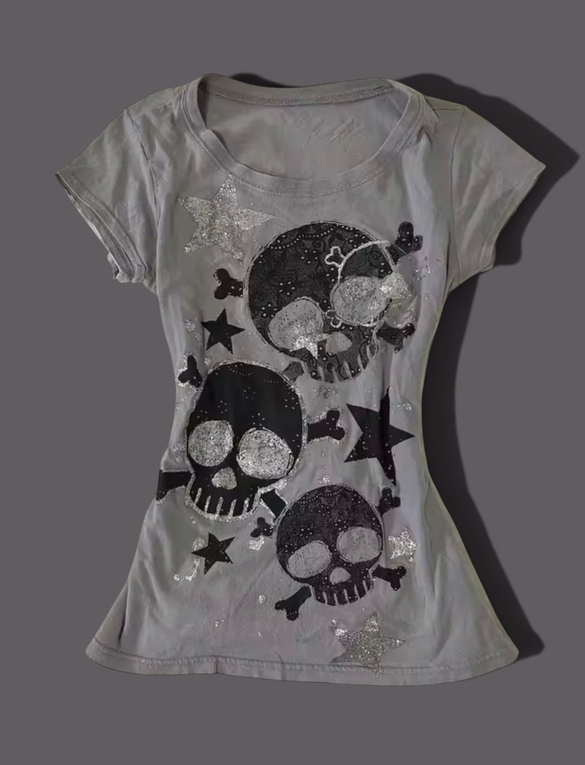 Women's Gray Y2K Skull Shirt